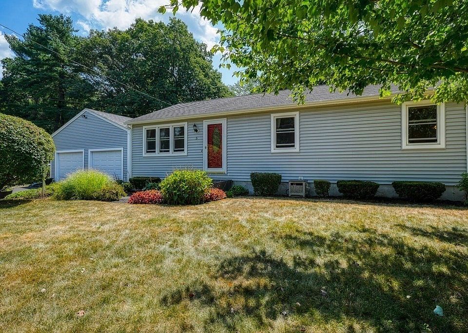 5 Hemlock St, Oxford, MA 01540 Zillow