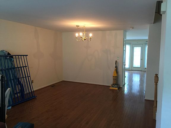 2nd image of 203 Stoney Brook Ct