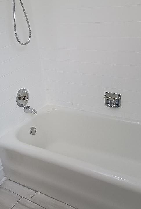 1st image of 1940 Clarence Ave #2