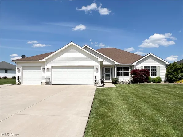 1189 Limerick Ln, Grafton, OH 44044