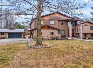 9770 Puttygut Rd, Casco, MI 48064