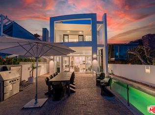 23754 Malibu Rd, Malibu, CA 90265