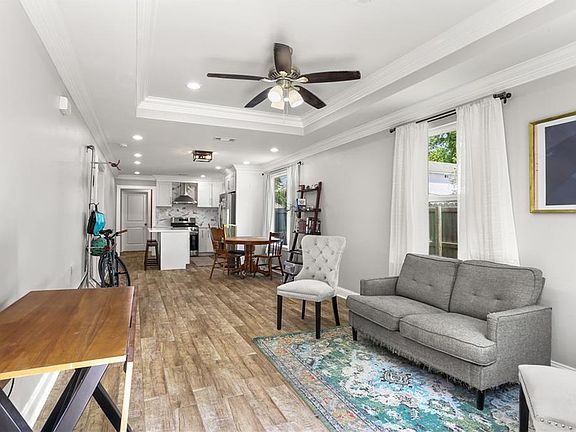 2nd image of 2067 Lafreniere St