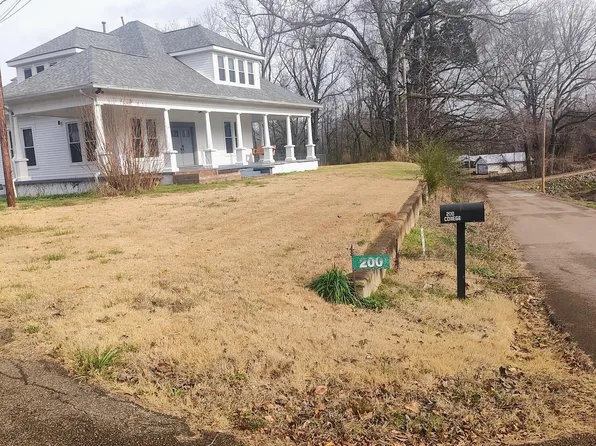 200 E College St, Saulsbury, TN 38067