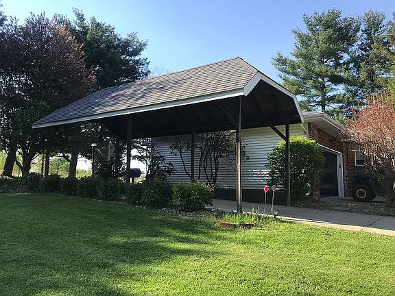 3rd image of 177 Hardy Hts