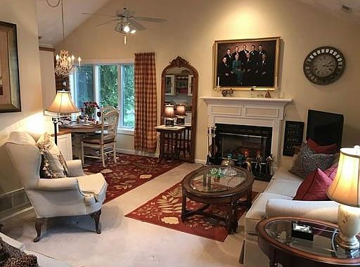 4th image of 144 Brickett Hill Cir