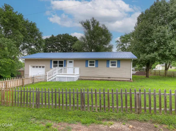 201 N Bobbie Smith St, Diamond, MO 64840