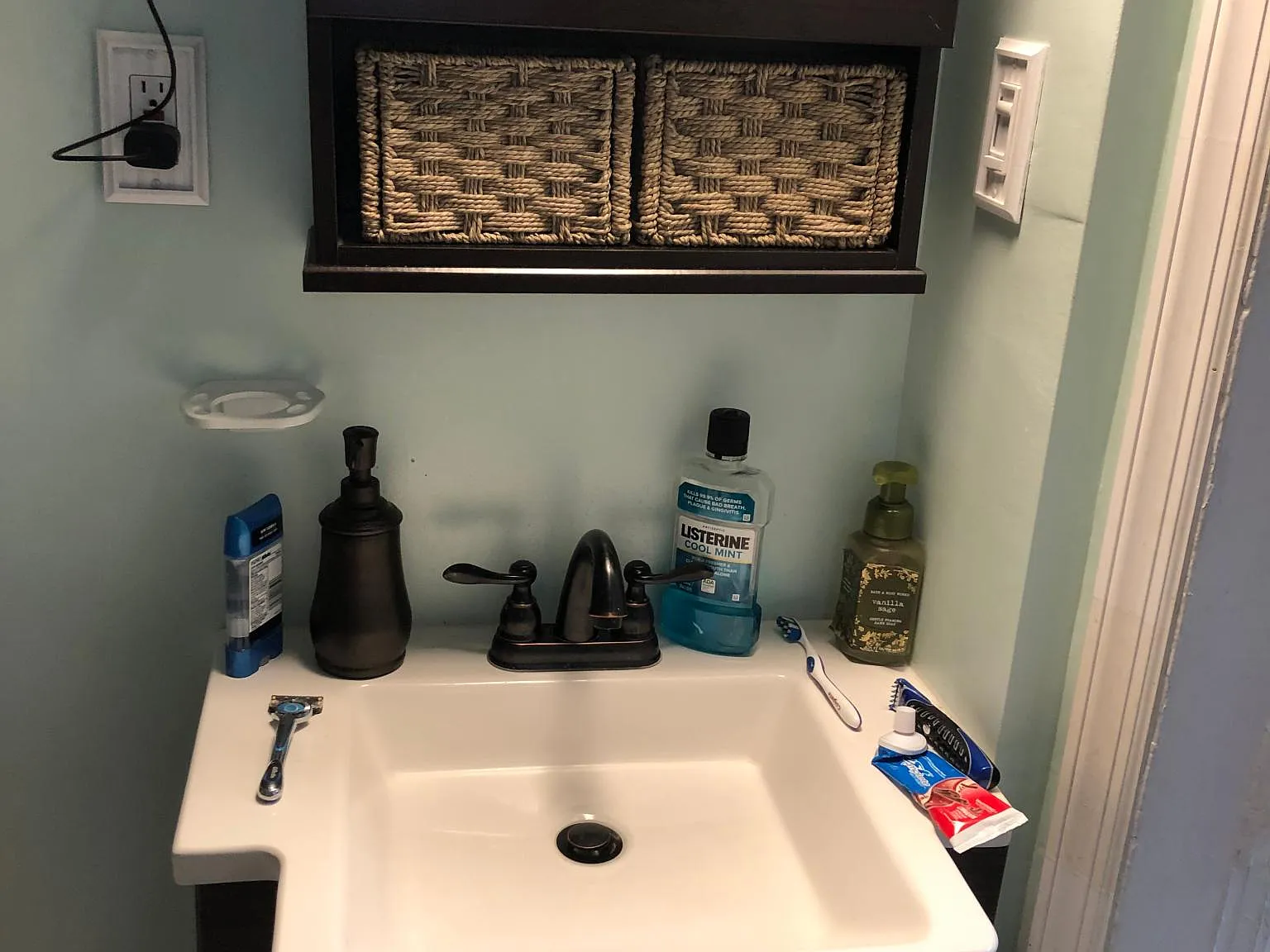 15 Crescent Ave — Photo 2