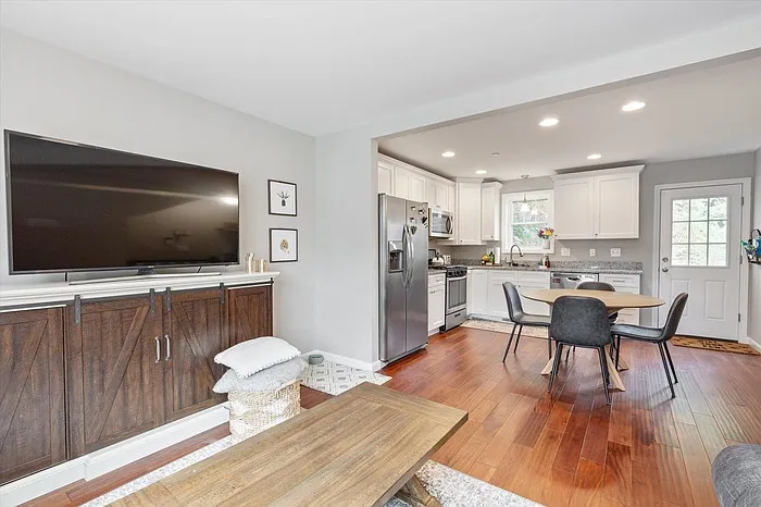 38 Perham St #E — Photo 7