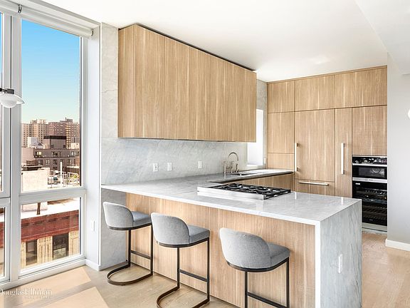 4th image of 265 E Houston St #Penthouse