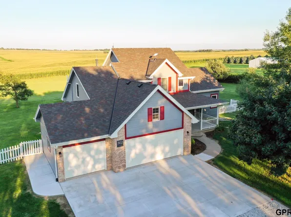 302 Prairie Rd, Plattsmouth, NE 68048
