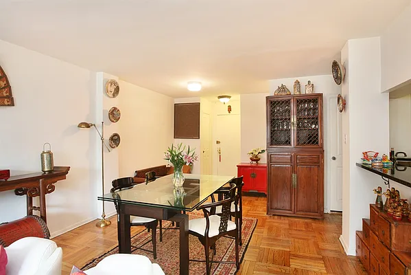 Sold by Corcoran | media 27