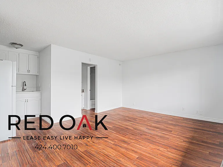 7466 Rosemead Blvd — Photo 4