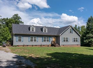 1205 Younger Rd, Halifax, VA 24558