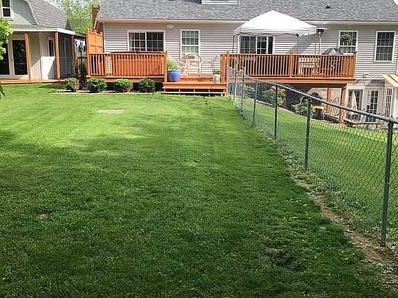 backyard-fenced in area!