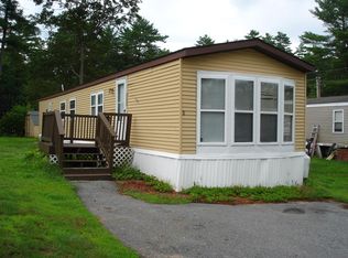 8 Holiday Ln, Standish, ME 04084