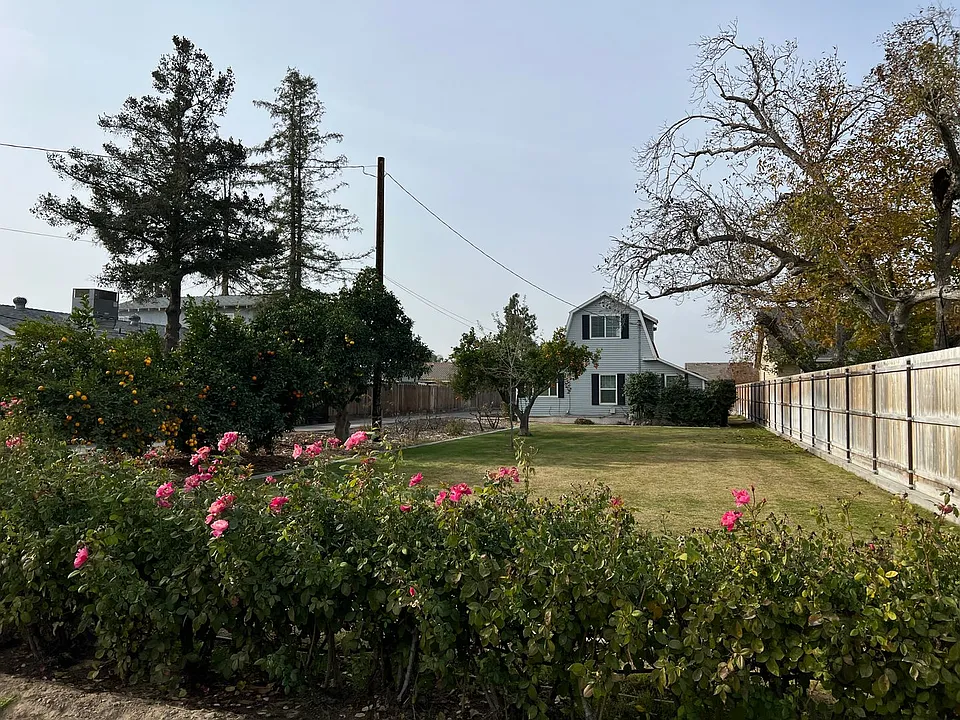 1913 Tully Rd