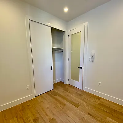 Rented by Suzuki Capital LLC | media 4