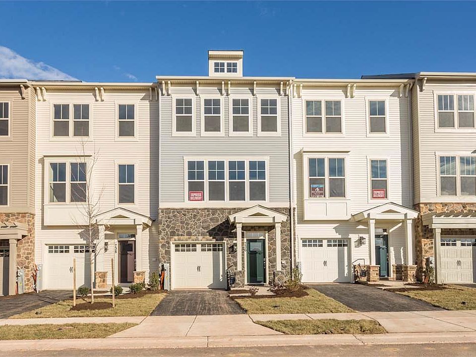 Located on 0028 in Tanyard Cove in Glen Burnie, MD