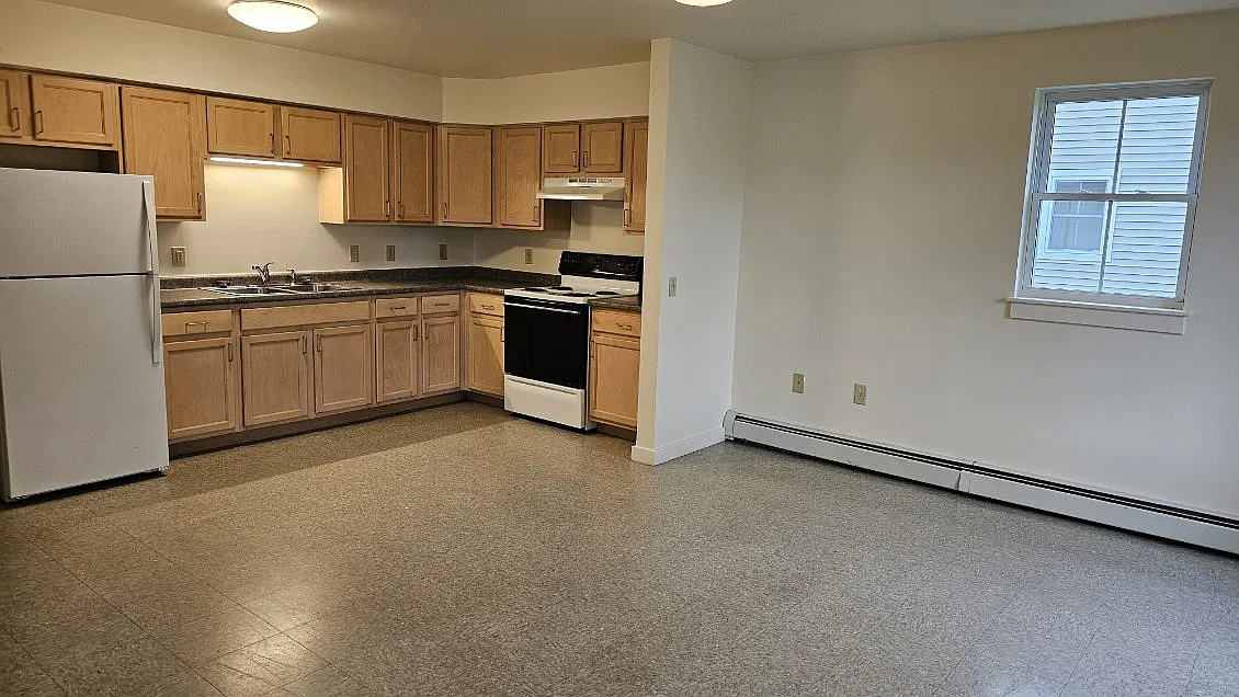 2 bed, 870 sqft, $1,276 — Photo 1