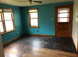 502 E Forest St, Edmore, MI 48829