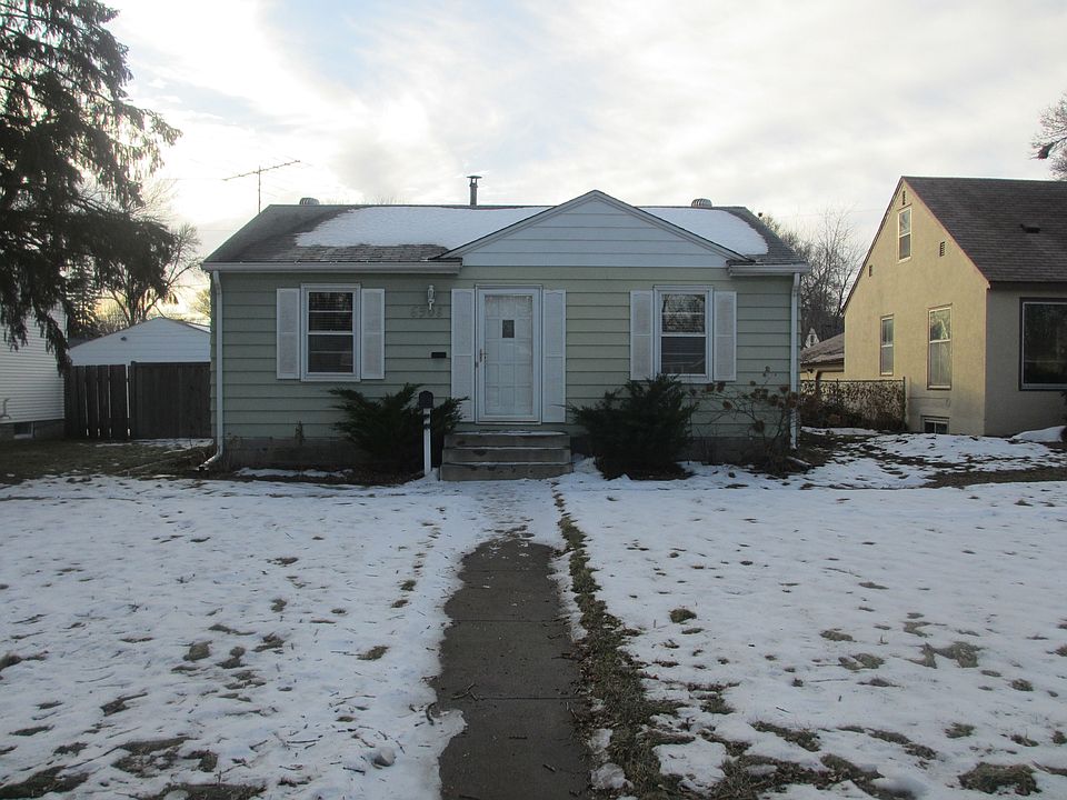 1st image of 6908 Russell Ave S