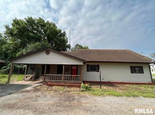 1316 N 4th St, Herrin, IL 62948