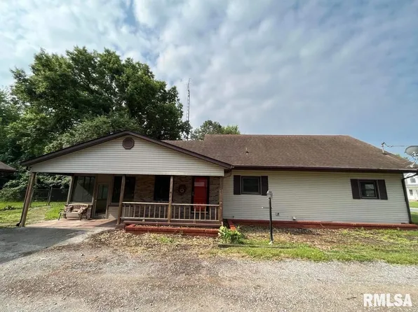 1316 N 4th St, Herrin, IL 62948