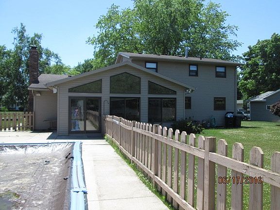 2nd image of 92 Greenway Dr