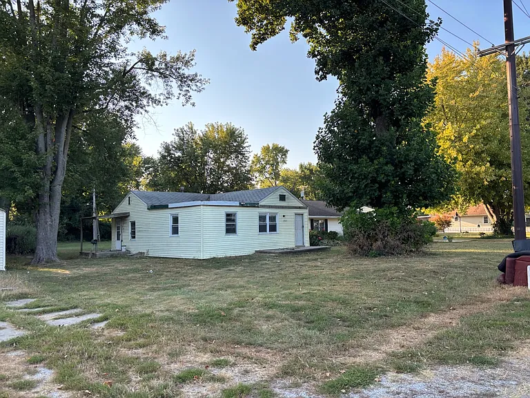 2949 Fox Bridge Rd — Photo 1