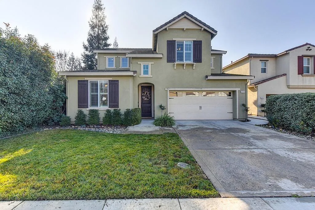 3716 Banyan Tree Ct photo 1