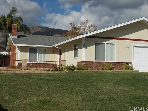 2nd image of 27850 Rainbow Ln