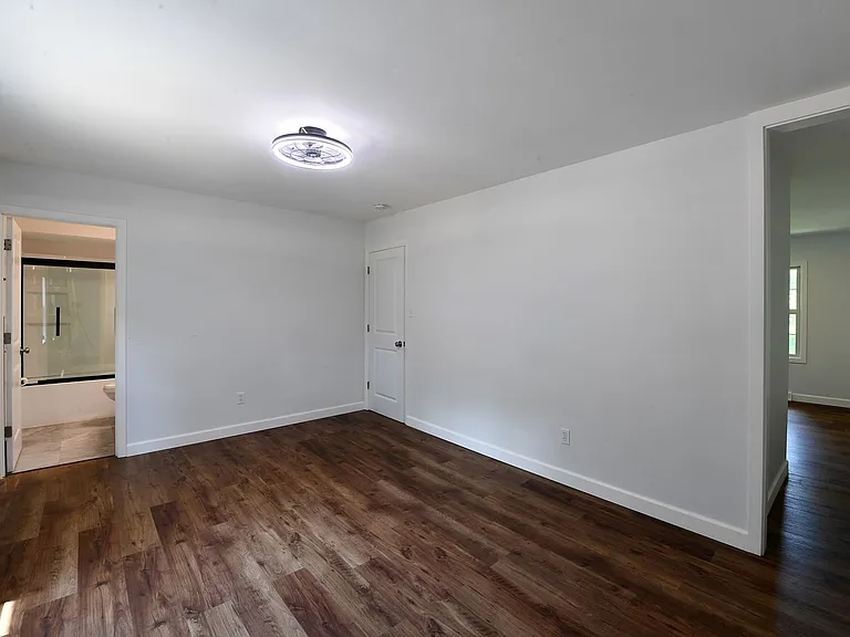 2706 Christy Ave — Photo 17
