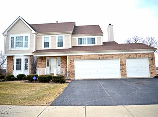 1700 Harrison Ave, Mundelein, IL