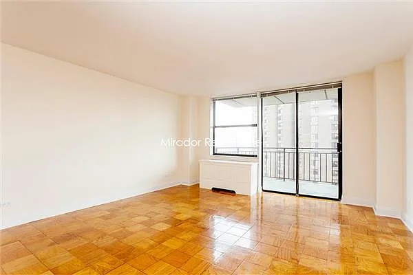 Rented by Mirador Real Estate | media 30