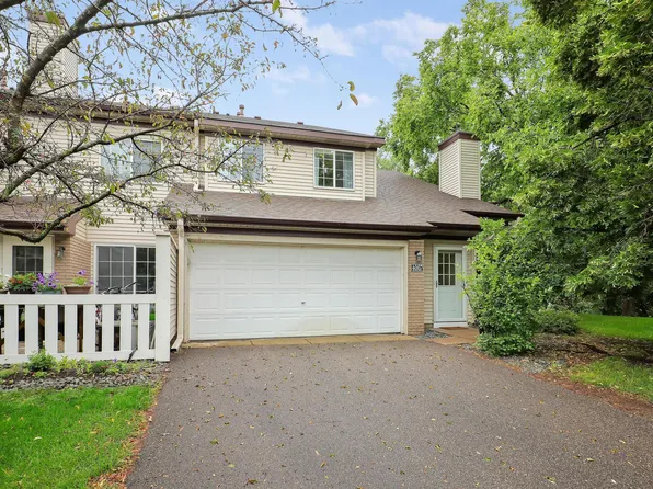 4007 Wilshire Cir #90, Shoreview, MN 55126
