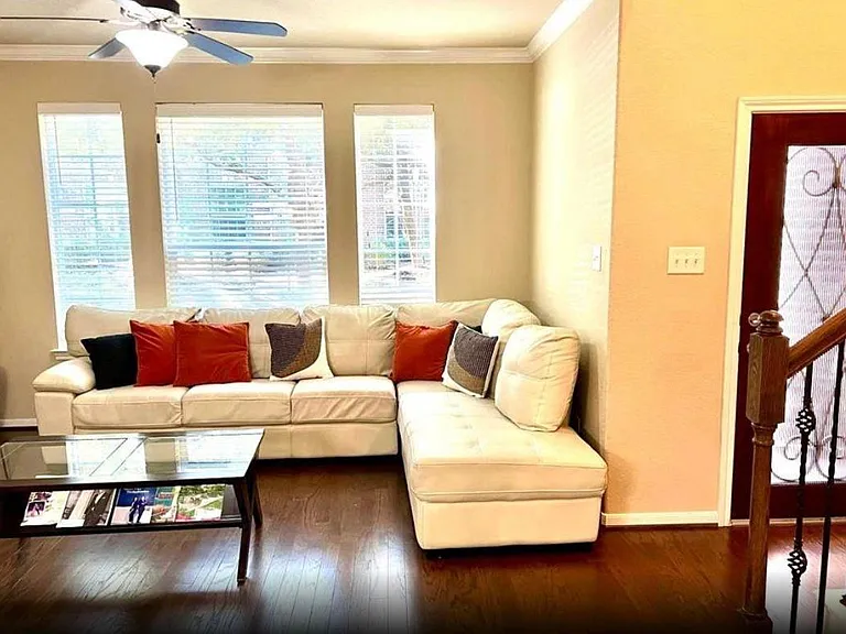 22 Bettina Ln — Photo 4