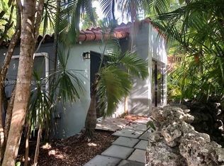 25 SW 18th Rd, Miami, FL 33129