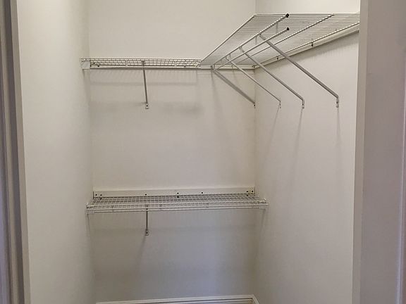 2nd image of 916 Singley Ave #B