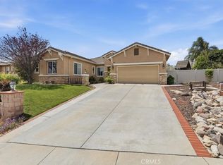 41515 Grand View Dr, Murrieta, CA 92562