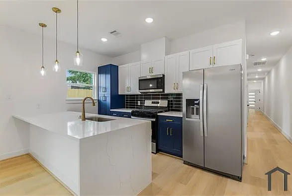 5921 Mountwood St #B — Photo 6