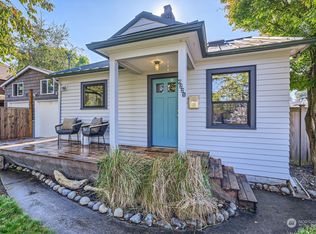 6221 SW Admiral Way, Seattle, WA 98116