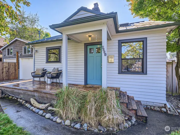 6221 SW Admiral Way, Seattle, WA 98116