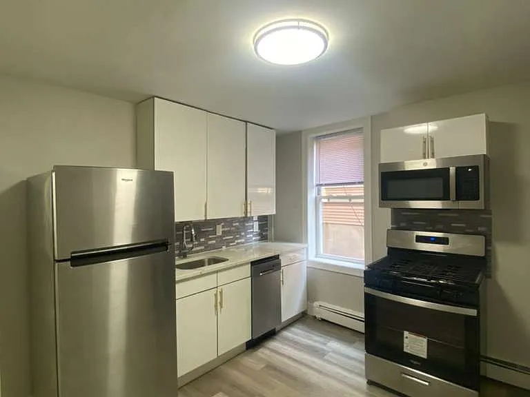 6208 Palisade Ave #U3 — Photo 1
