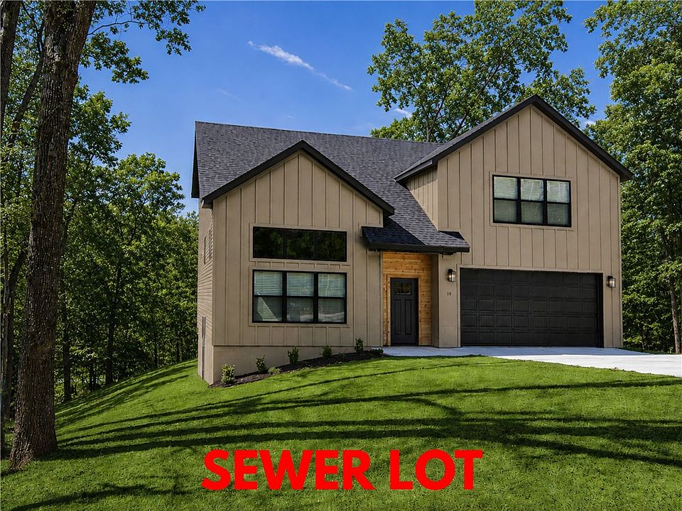 1st image of 35 Shropshire Dr