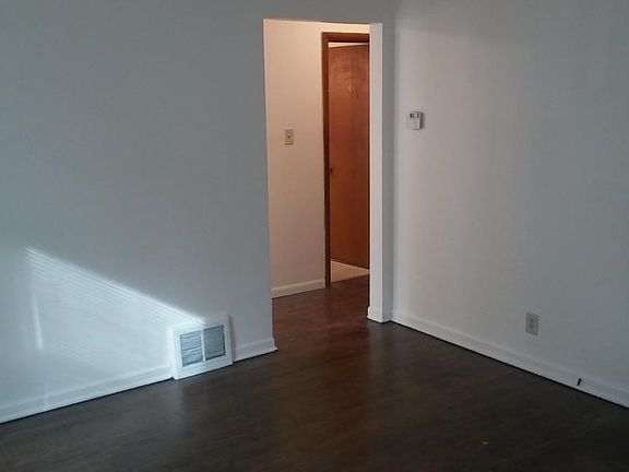 5347 North 57th Str -_ 35 -_ pics before