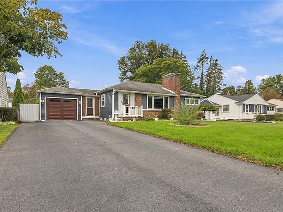 2nd image of 83 Lynette Dr