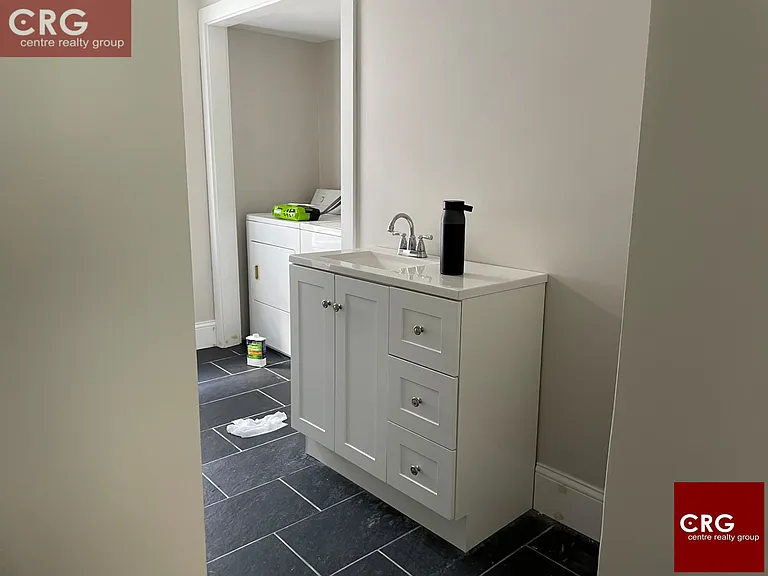 25 Warner St #2 — Photo 8