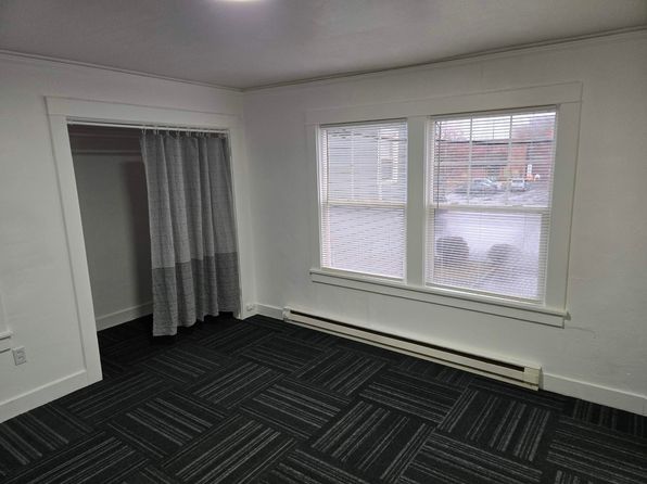 208 N I St #6