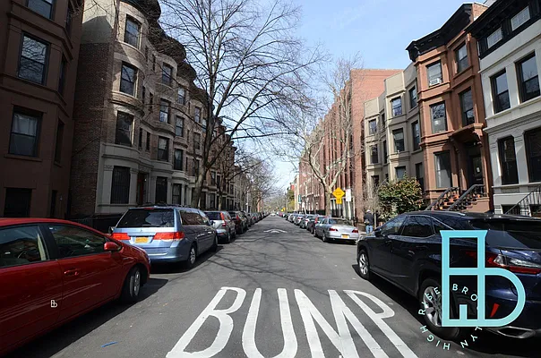 Rented by Brooklyn High Rise LLC | media 25